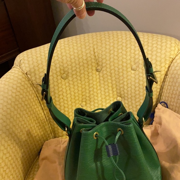 Perfect!! Louis Vuitton Noe epi green leather bucket handbag - Picture 3 of 16